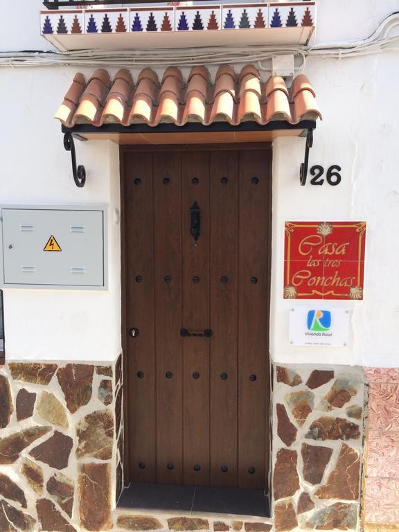 Casa Las Tres Conchas Yunquera Exterior photo